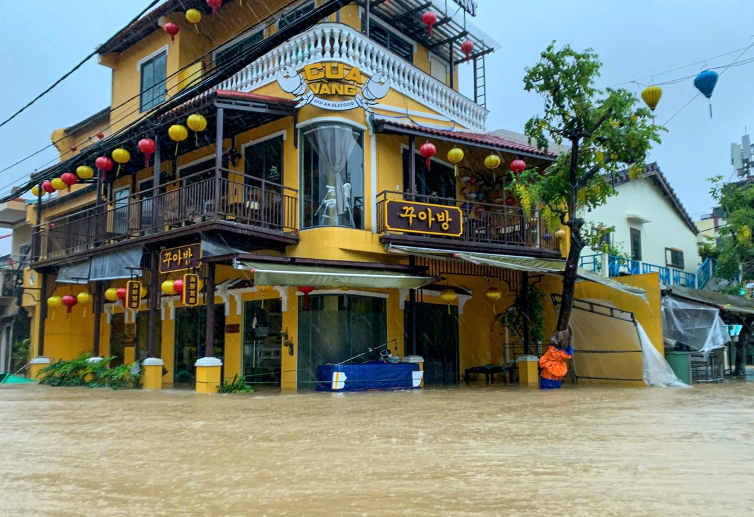 Sáng 28-10: Mưa lớn trở lại, đóng đường Hồ Chí Minh nhánh Tây - Ảnh 29.