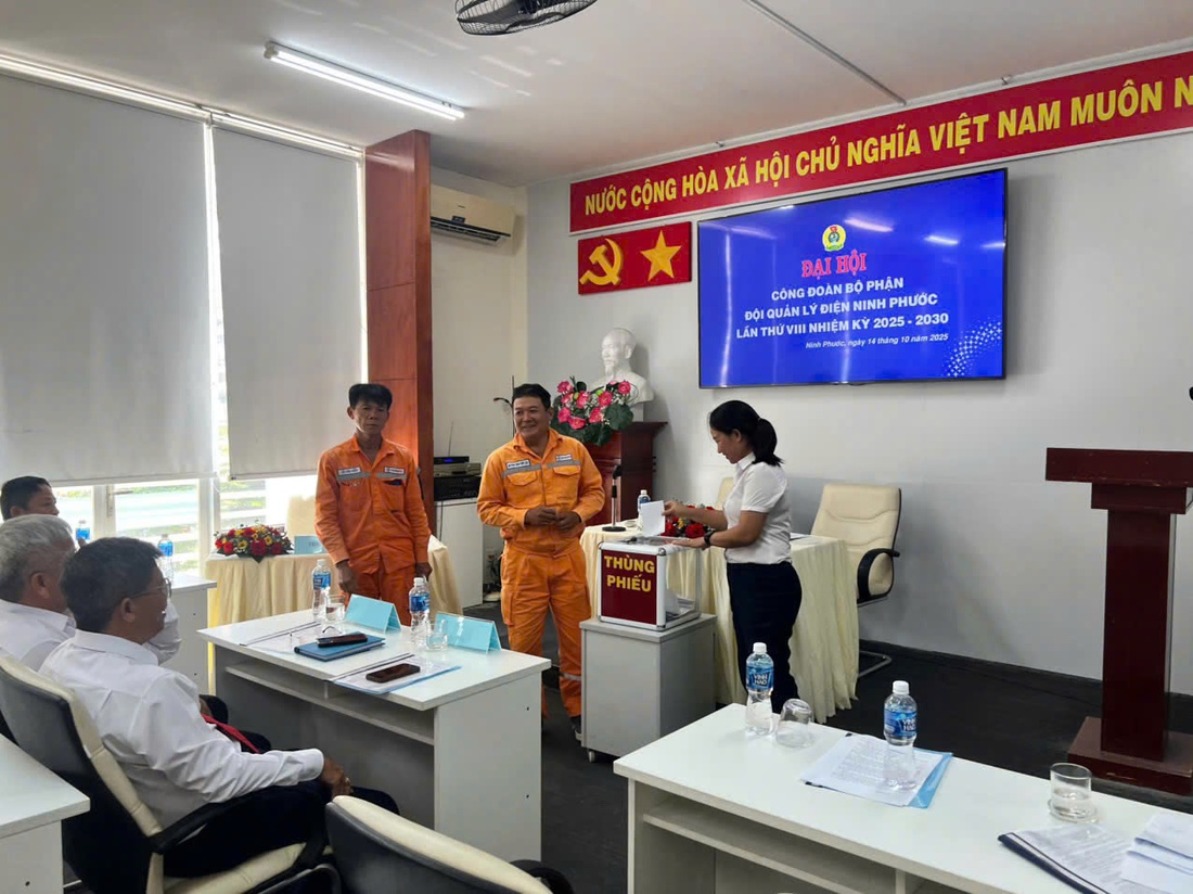 Các Công đoàn cơ sở Điện lực Khánh Hòa thi đua hướng tới Đại hội Công đoàn - Ảnh 2.