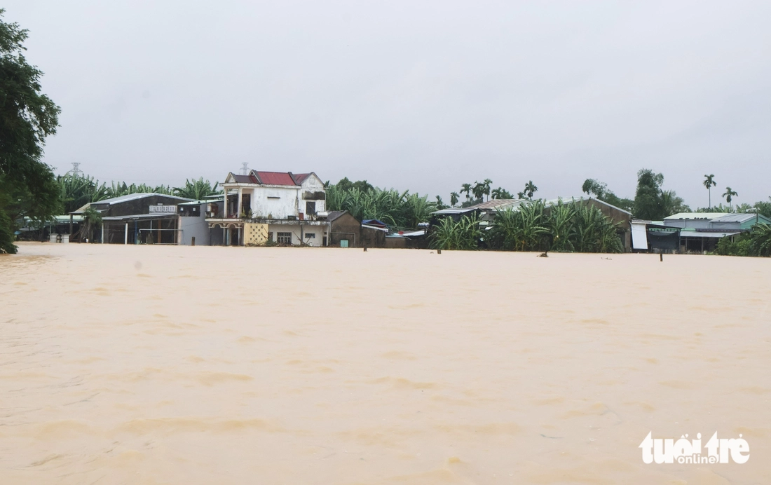 rốn lũ - Ảnh 1.