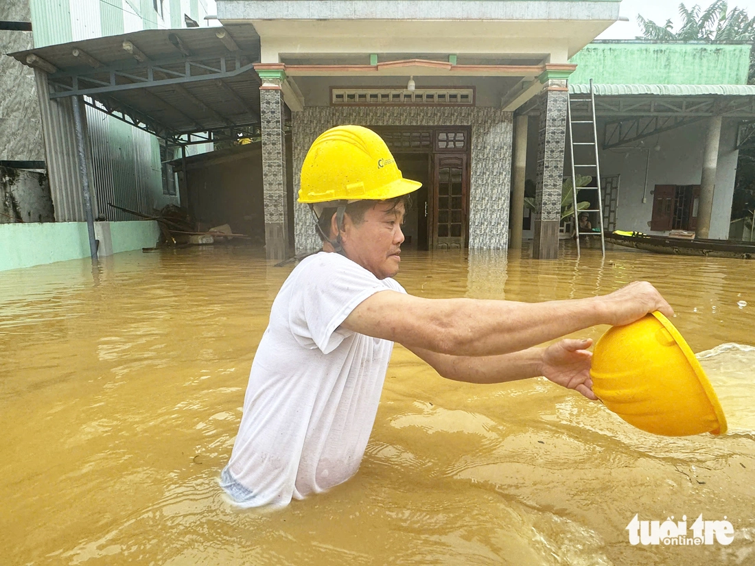 Đêm kinh hoàng ở 'rốn lũ' và 4 ngày 3 lần nước lên, xuống - Ảnh 7.