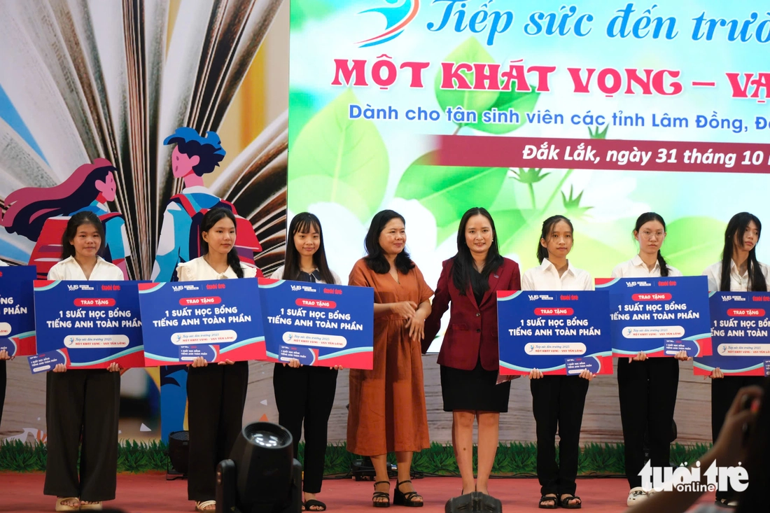 - Ảnh 3. Tiếp sức đến trường - Ảnh 18.