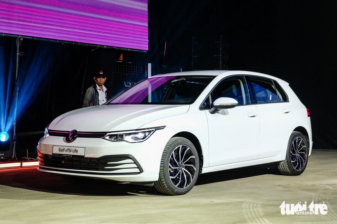 Volkswagen Golf - Ảnh 1.