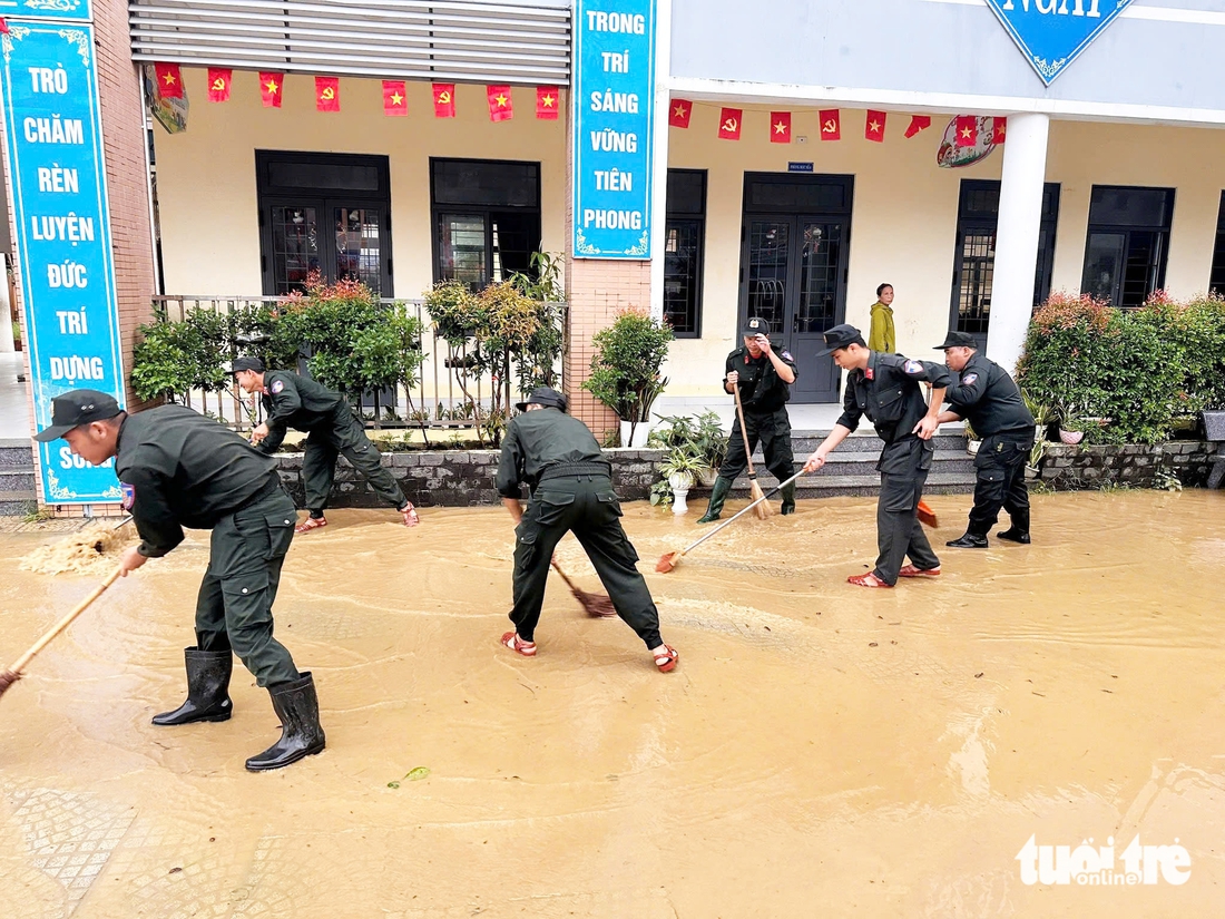 lũ dữ - Ảnh 14.