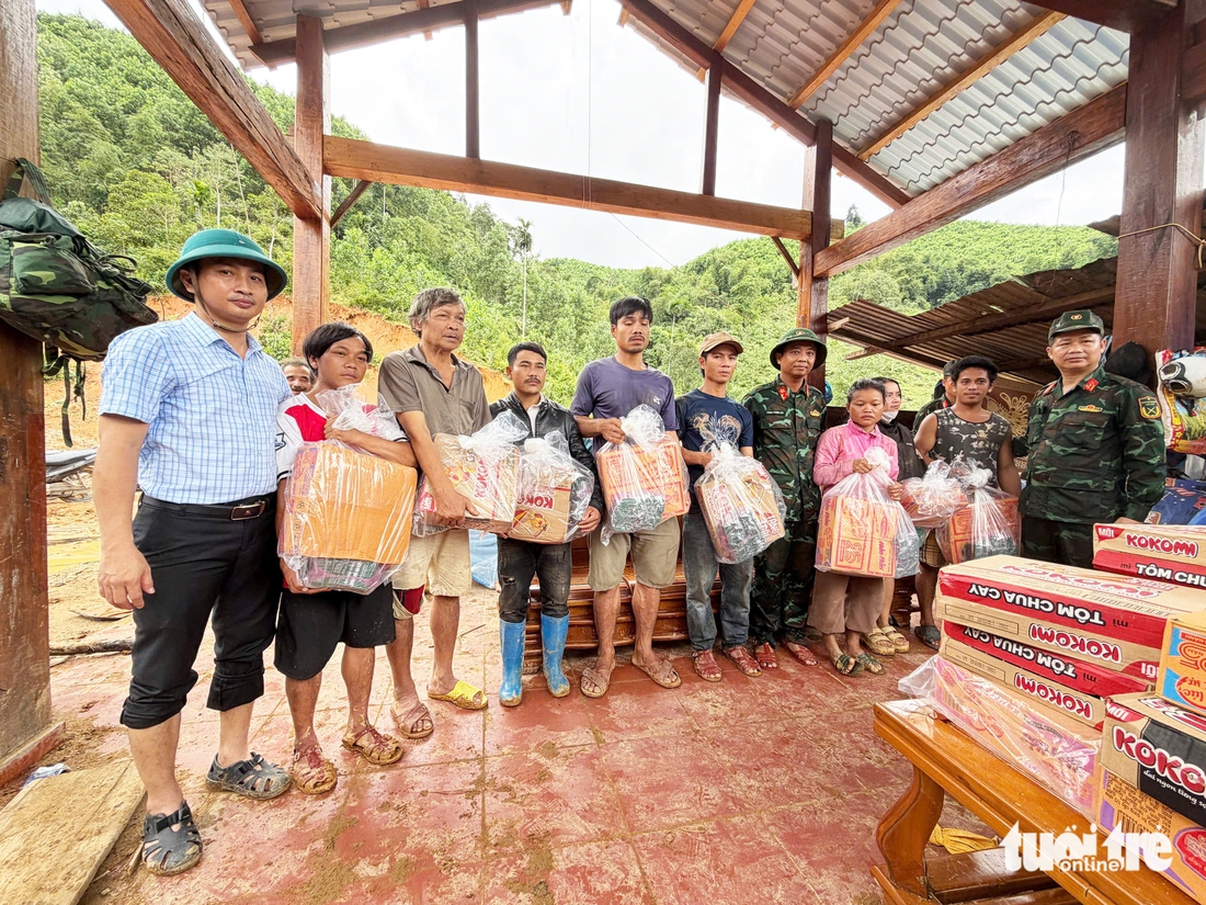 Gượng dậy sau lũ dữ, sạt lở, bà con Gò Nổi không đơn độc - Ảnh 10.