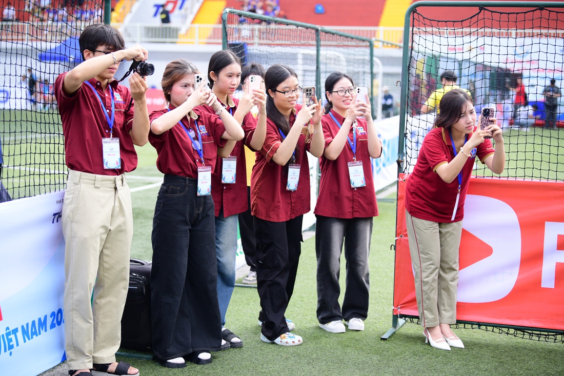 Giải bóng đá công nhân, viên chức Việt Nam 2025 - Ảnh 12.