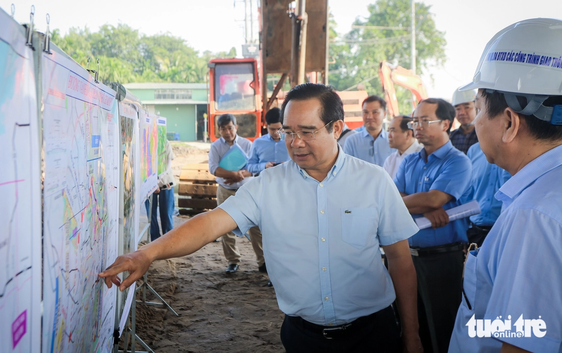 Toàn cảnh 14,7km cầu cạn vành đai 3 TP.HCM trước mốc thông xe 19-12 - Ảnh 3.