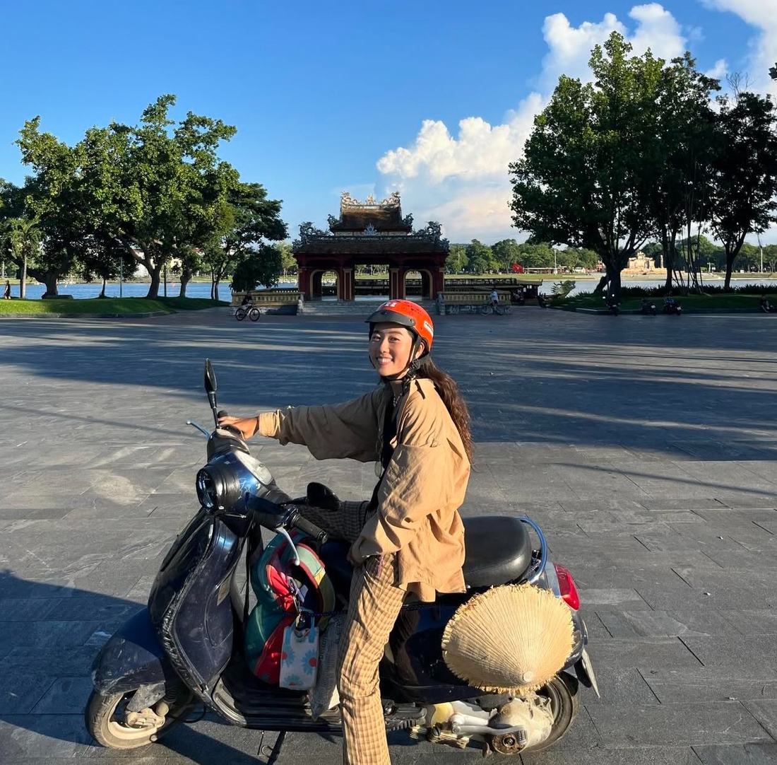 Cô gái Nhật đi vòng quanh thế giới 1 mình: 70 ngày xuyên Việt bằng Vespa - Ảnh 1.