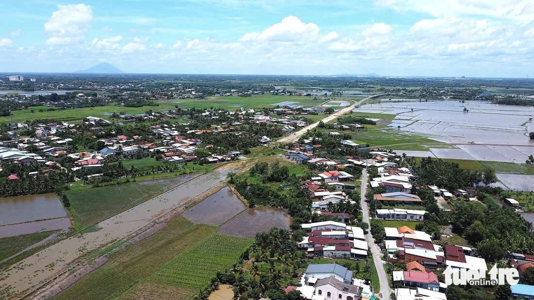 đường Hồ Chí Minh - Ảnh 5.