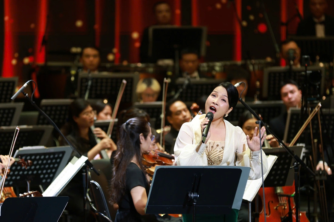 Hòa nhạc mùa thu - Ảnh 1.
