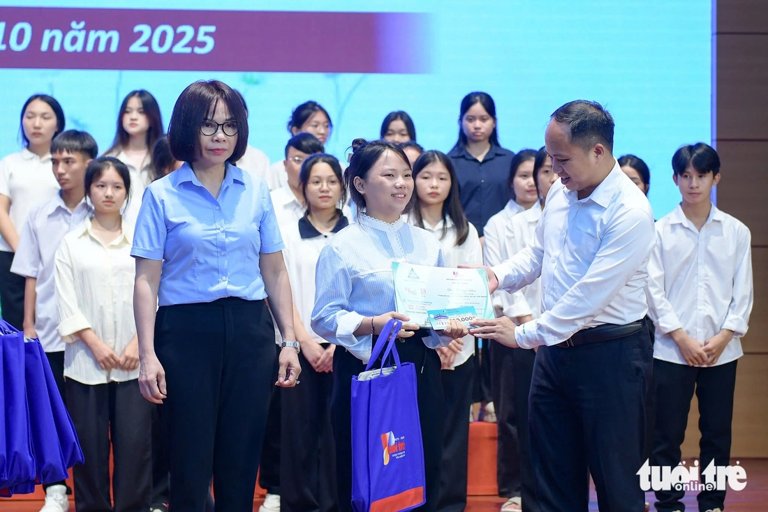 Tiếp sức đến trường - Ảnh 16.