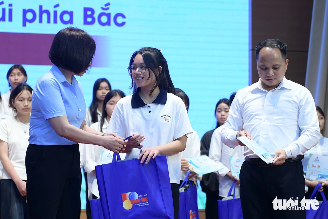 Tiếp sức đến trường - Ảnh 21.