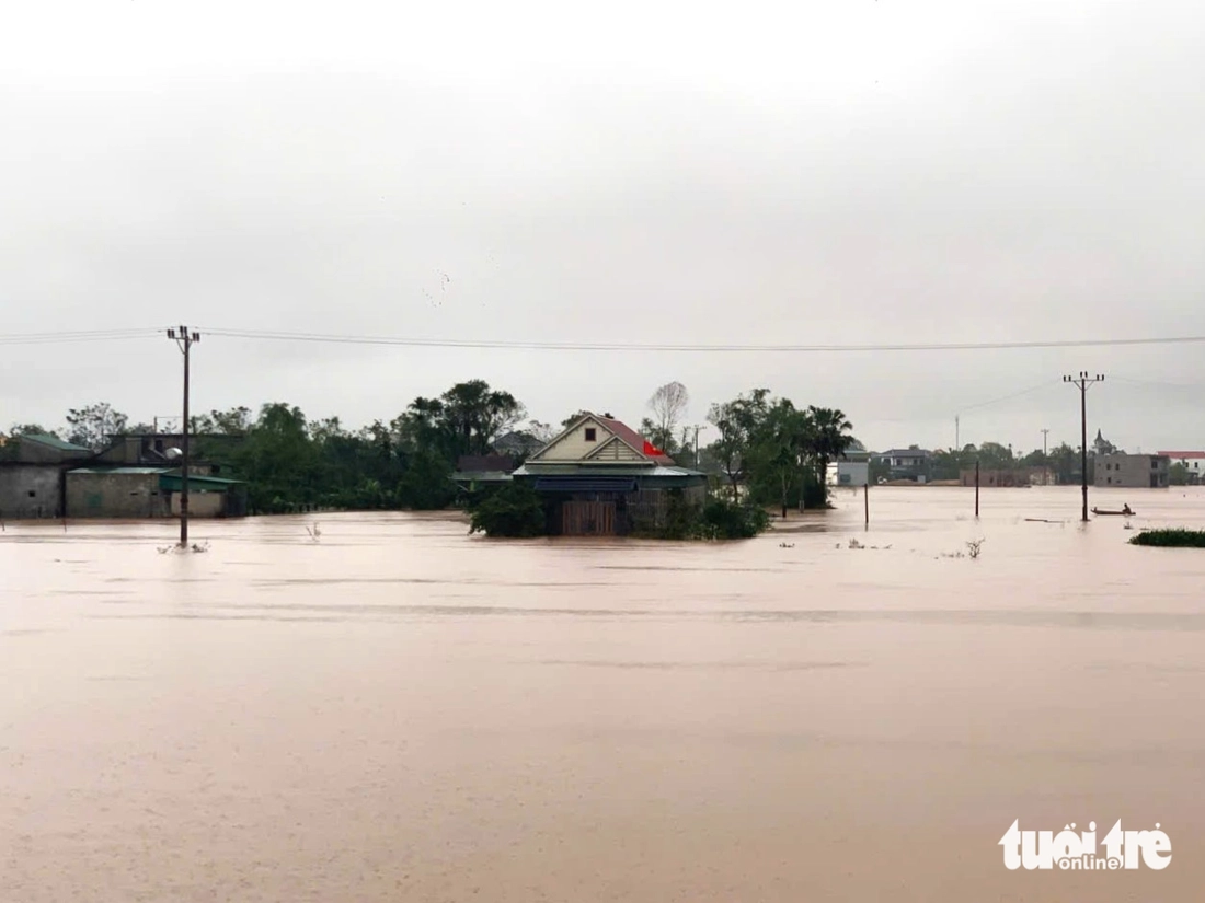 mưa lớn - Ảnh 11.