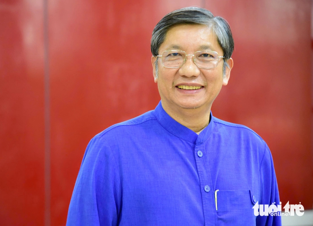 Vì lời vĩnh biệt cha dặn mà thành sinh viên ĐH Công nghiệp TP.HCM: Cám ơn chọn tôi giữa ngàn người - Ảnh 5. tiếp sức đến trường - Ảnh 17.