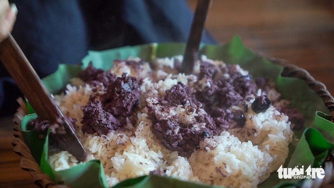 Món xôi đặc sản chỉ có vào mùa thu của người Tày ở Thái Nguyên - Ảnh 4. thái nguyên - Ảnh 4.