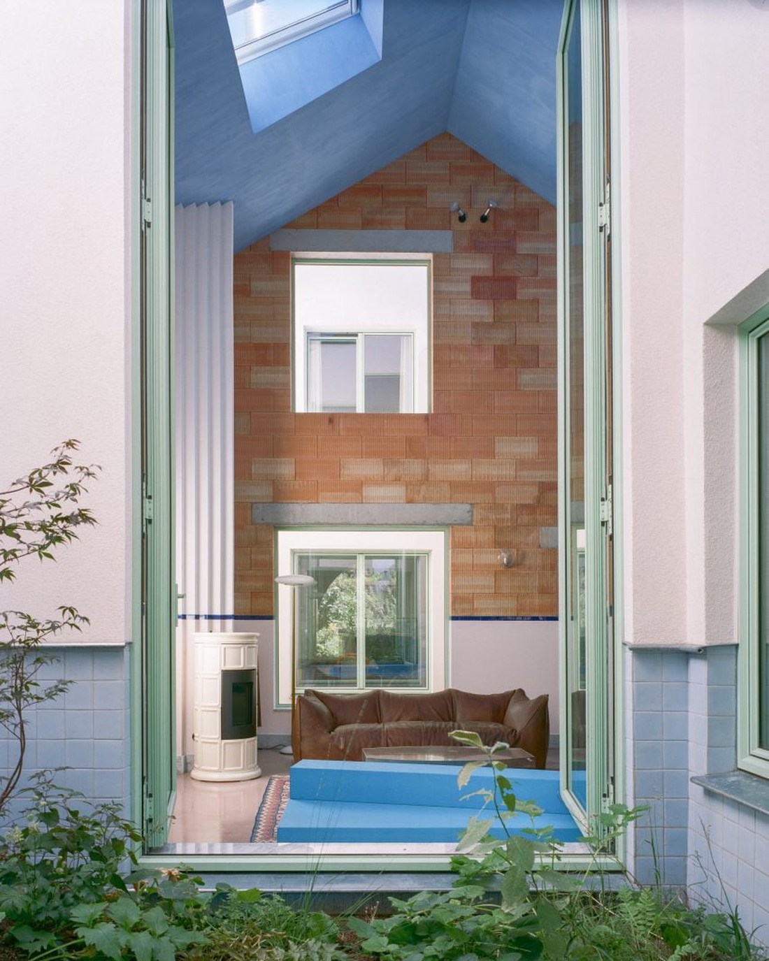 Thiết kế phòng khách cao gấp đôi, có được không? - Ảnh 9.