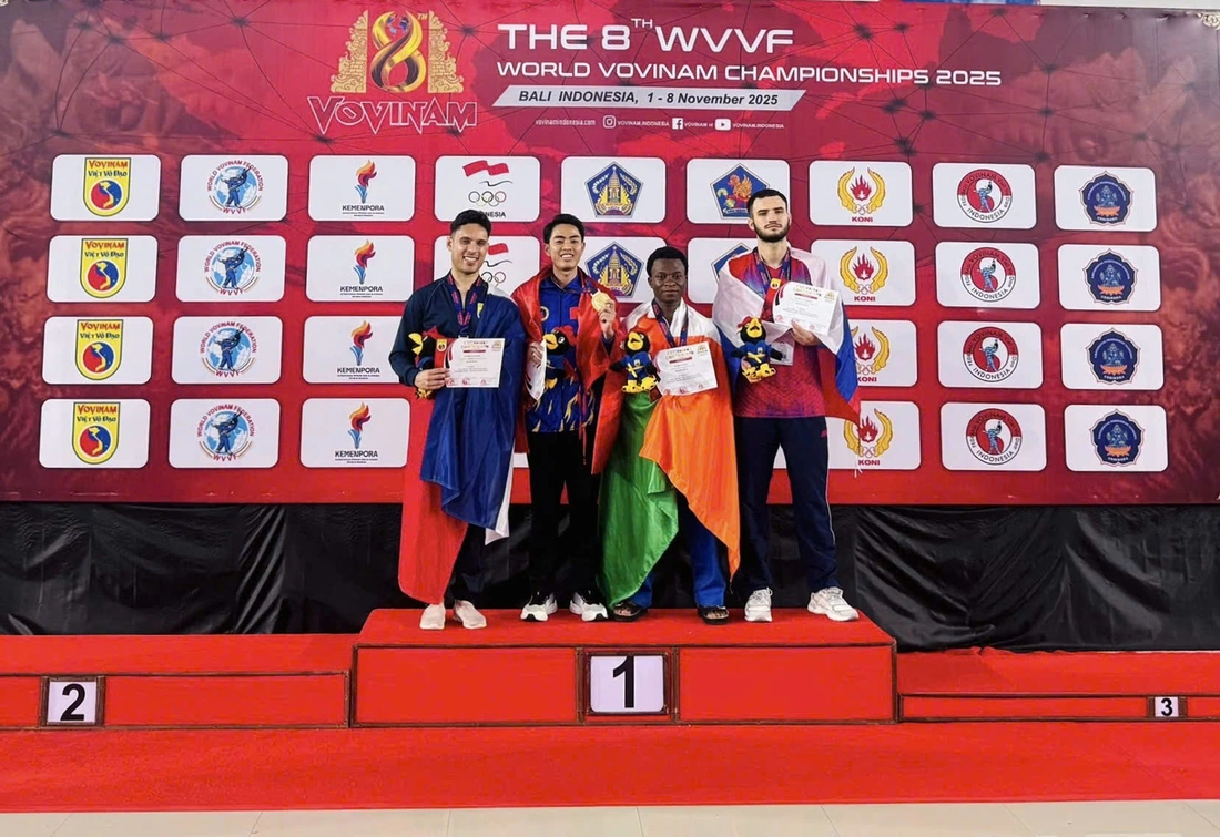 Từng mê game bỏ học, trở thành thầy giáo đoạt HCV Vovinam thế giới truyền cảm hứng cho học trò - Ảnh 3.