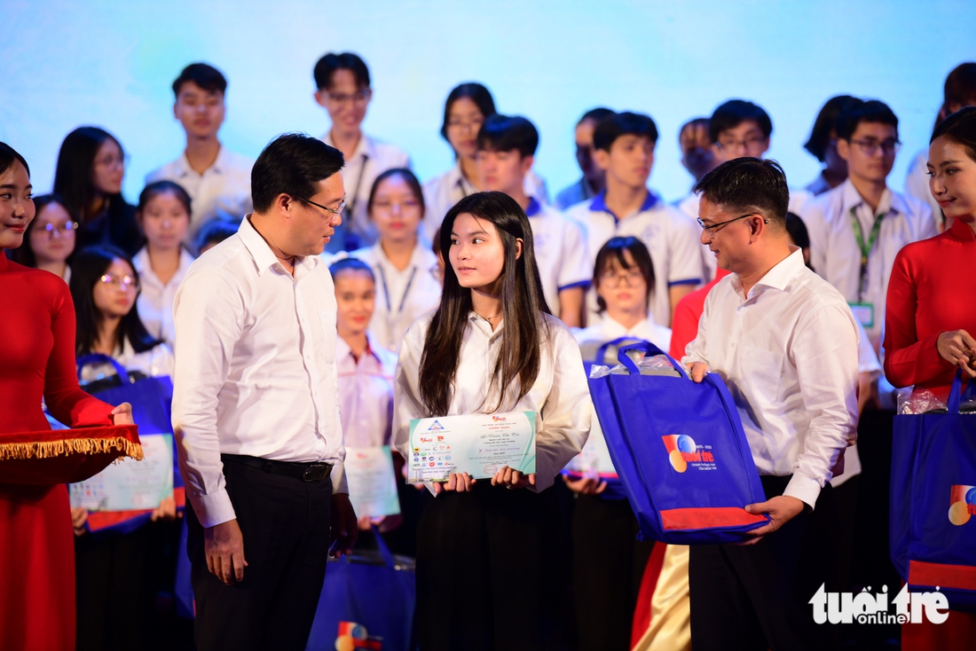 tiếp sức đến trường - Ảnh 27.