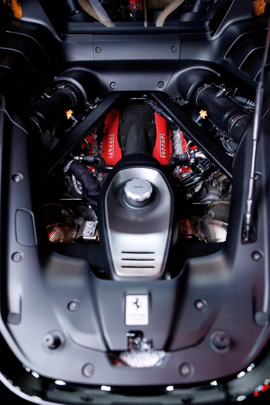 Ferrari 849 Testarossa giá từ 35 tỉ đồng, về nước năm 2026, đã có đại gia Việt đặt mua - Ảnh 16.