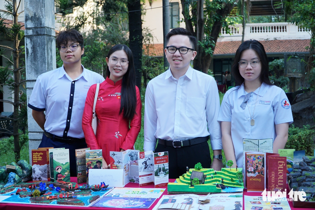 Khám quá nơi địa đầu Tổ quốc qua học tập liên môn- Ảnh 3. liên môn - Ảnh 3.