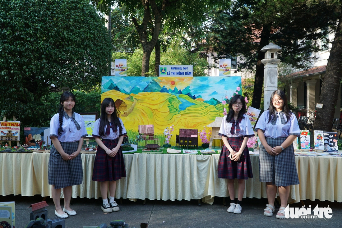 Khám quá nơi địa đầu Tổ quốc qua học tập liên môn- Ảnh 7. liên môn - Ảnh 6.