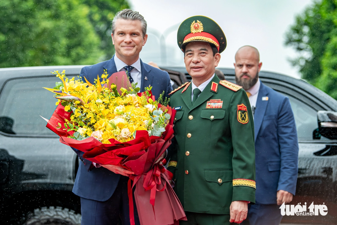 Đại tướng Phan Văn Giang hội đàm với Bộ trưởng Bộ Chiến tranh Mỹ - Ảnh 1.