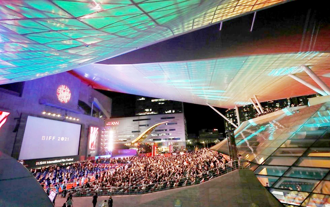 Thành phố sáng tạo điện ảnh: Bệ phóng cho TP.HCM phát triển công nghiệp giải trí - Ảnh 10. Thành phố sáng tạo điện ảnh: Bệ phóng cho TP.HCM phát triển công nghiệp giải trí - Ảnh 5.