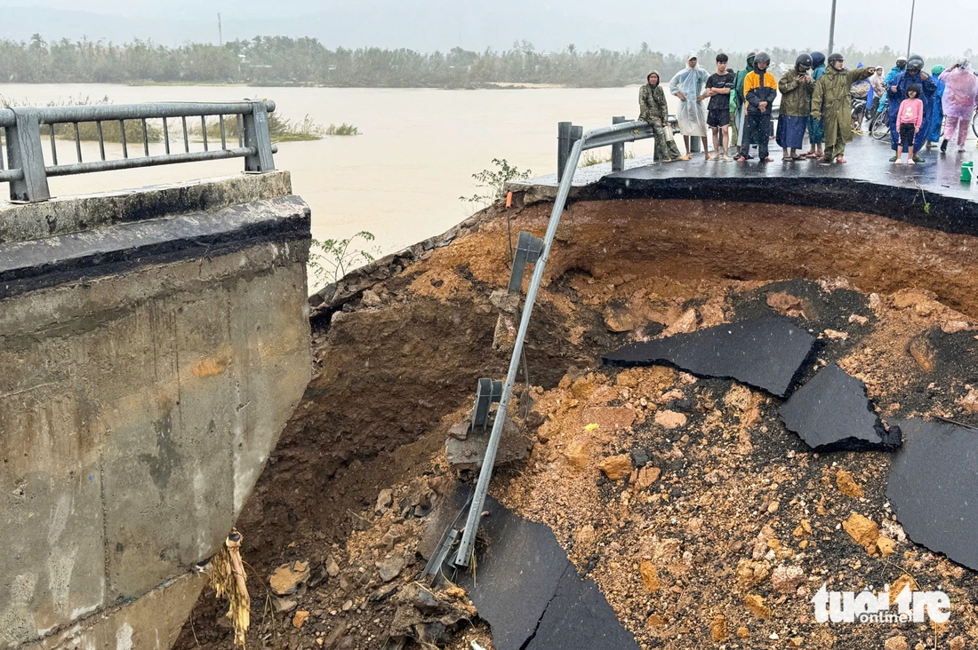 cầu Lò Gốm - Ảnh 4.