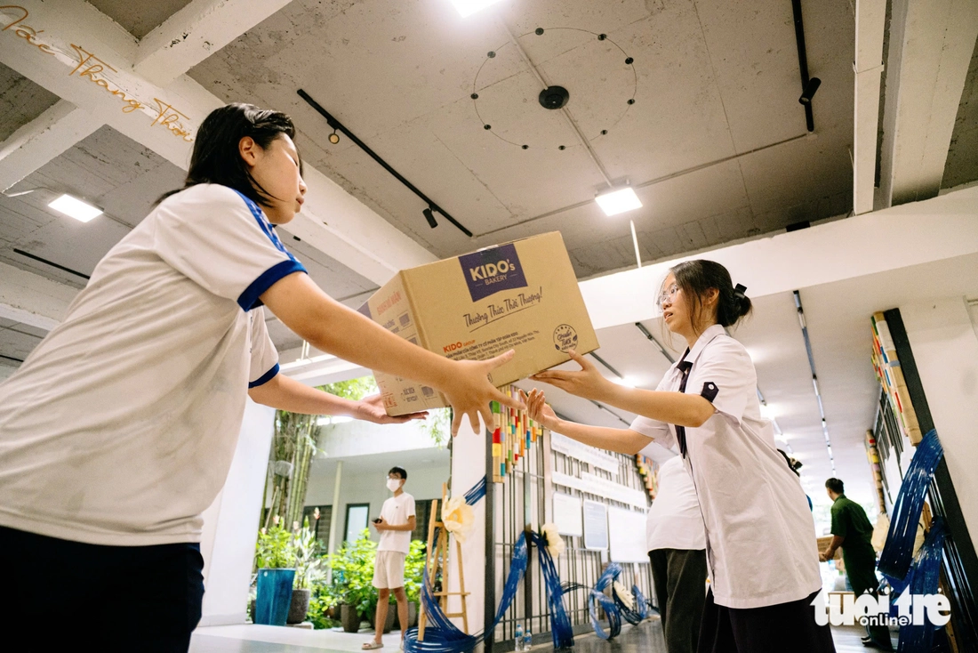 cứu trợ - Ảnh 5.