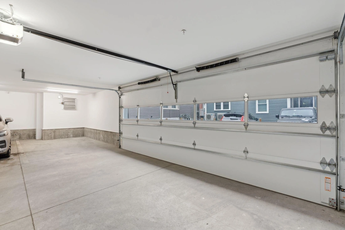 'Trang trại' năng lượng mặt trời do cư dân sở hữu trên mái chung cư  - Ảnh 16.