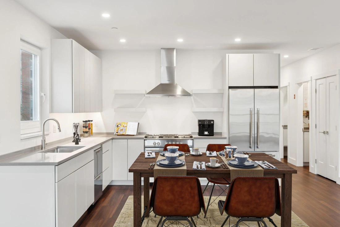 'Trang trại' năng lượng mặt trời do cư dân sở hữu trên mái chung cư  - Ảnh 9.