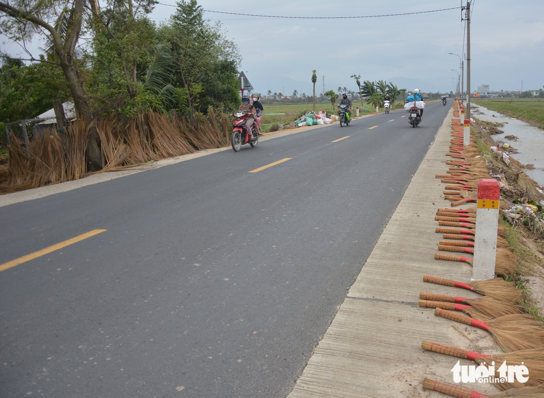 chổi đót - Ảnh 5.