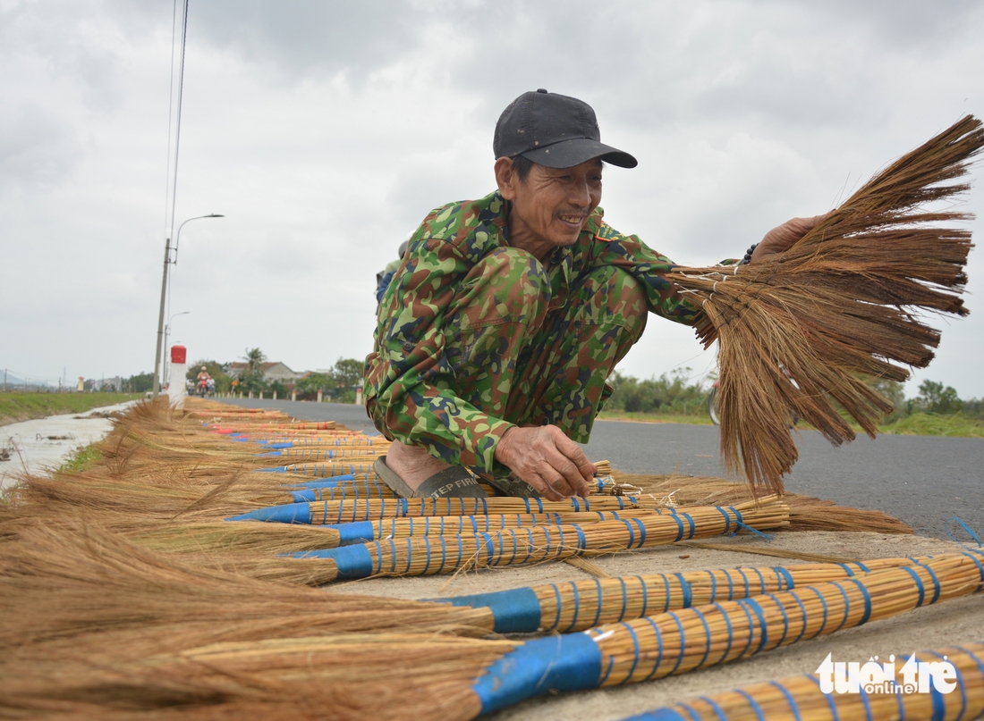 chổi đót - Ảnh 6.