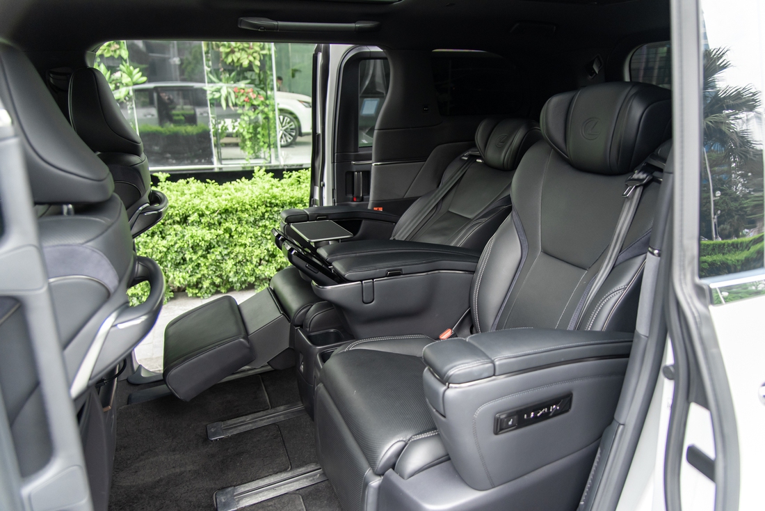 Lexus LM 500h - Ảnh 3.