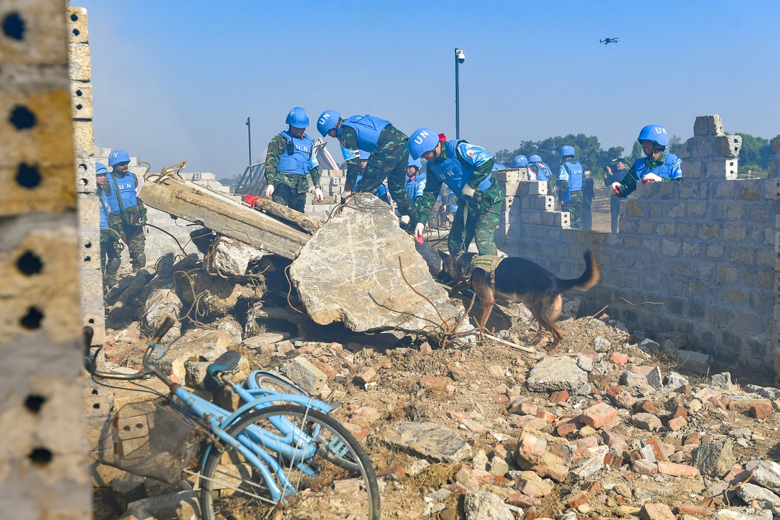 Việt Nam - Ấn Độ diễn tập thực địa với sự tham gia của trực thăng, flycam - Ảnh 8.