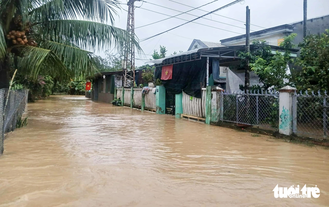 Lũ sông Vu Gia, Thu Bồn lại dâng cao, cảnh báo những nơi nào ngập sâu?- Ảnh 3. sông Vu Gia - Ảnh 2.