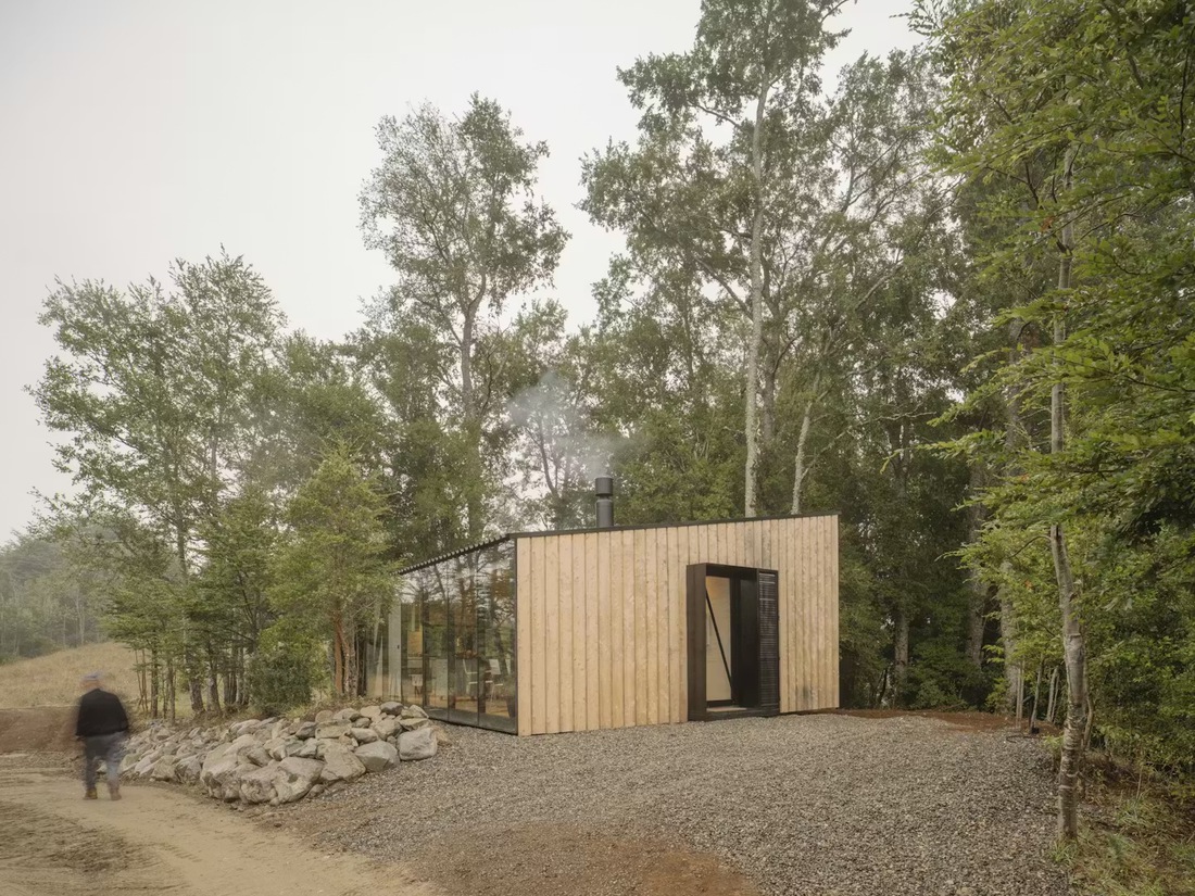 Điều gì khiến căn nhà trệt 2 phòng ngủ rộng 56m² có cảm giác rộng rãi đến vậy? - Ảnh 1.