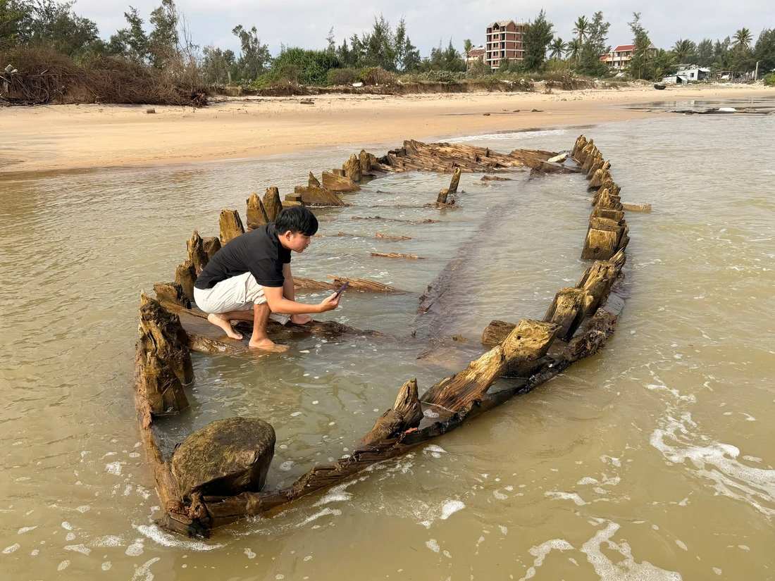 starověká loď - Foto 3.