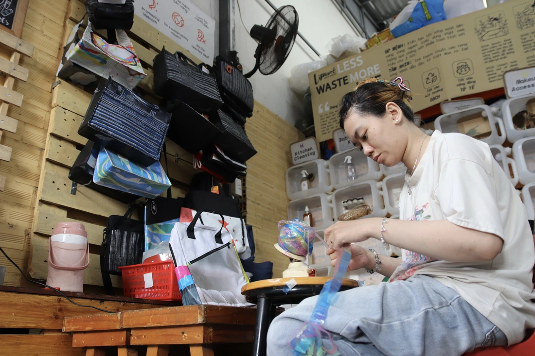 phế thải - Ảnh 1.