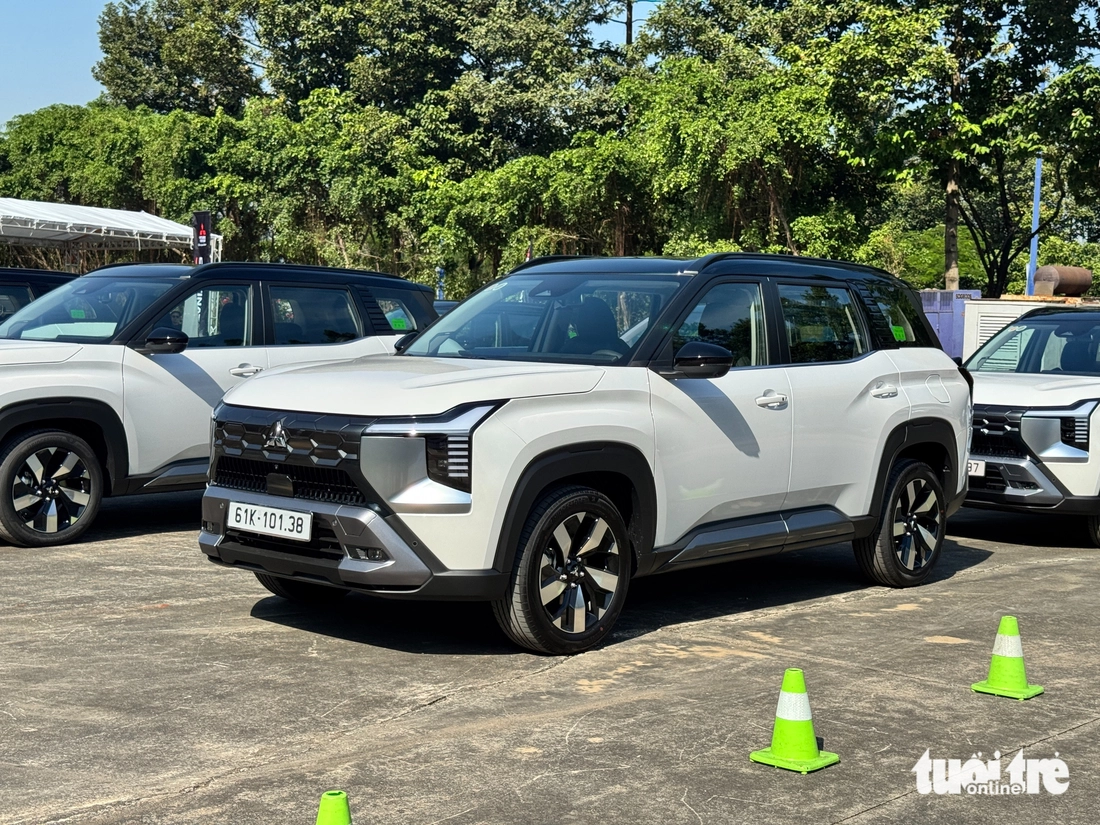 Mitsubishi Destinator - Ảnh 21.