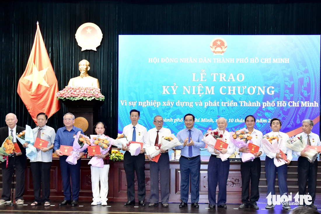 HĐND TP.HCM thông qua nhiều chính sách hỗ trợ, an sinh xã hội - Ảnh 1. HĐND TP.HCM - Ảnh 1.