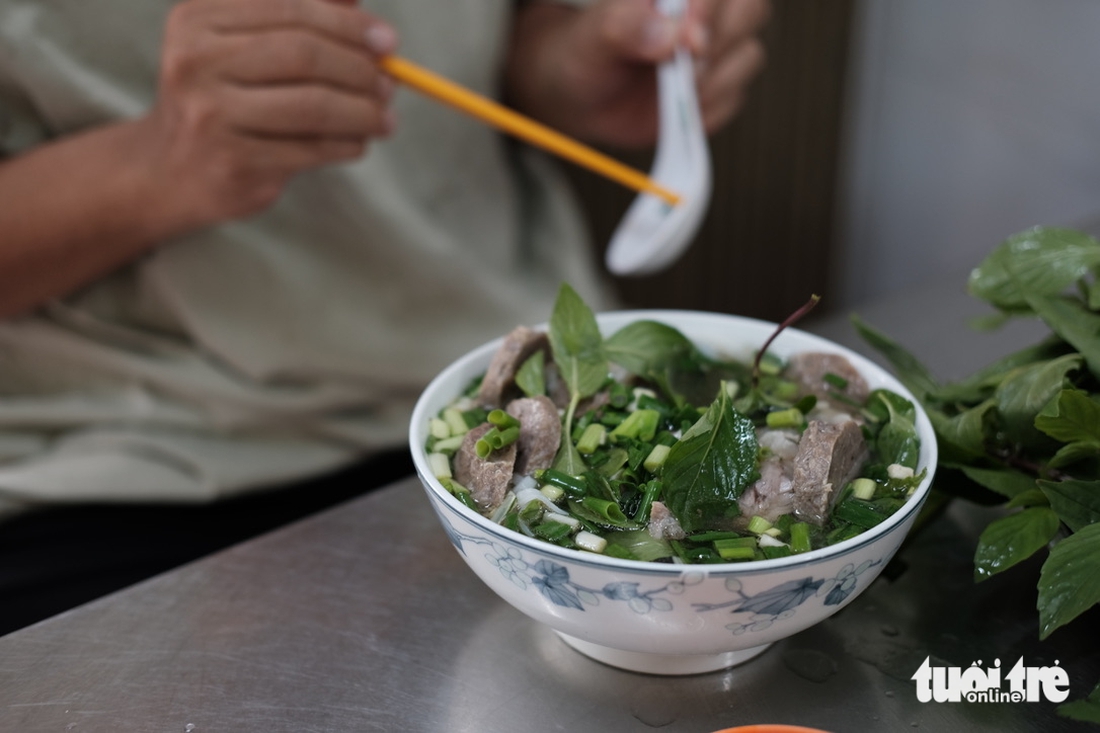 Phở Tàu Bay - Ảnh 4.