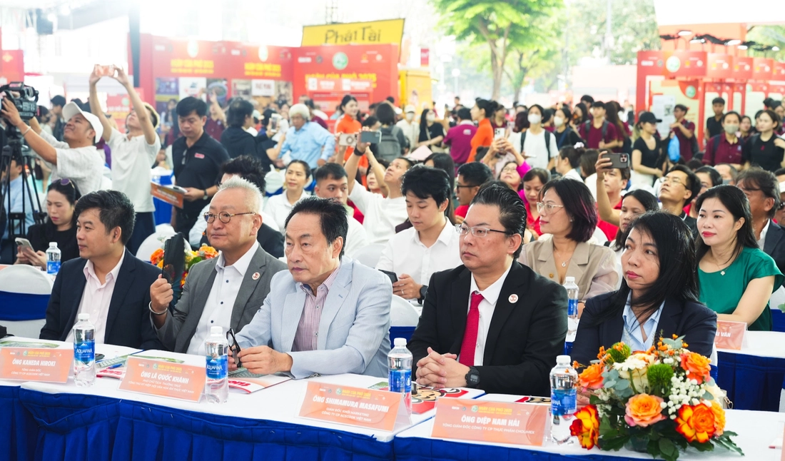 Khai mạc Ngày của Phở: Hai ngày thơm nức mùi phở khắp vùng miền ở TP.HCM bắt đầu - Ảnh 3. Ngày của Phở - Ảnh 13.