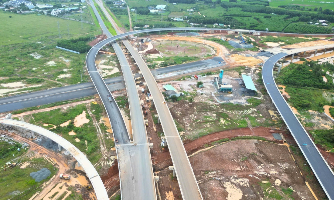 'Siêu sân bay' Long Thành: Trước giờ đón chuyến bay đầu tiên - Ảnh 5. 'Siêu sân bay' Long Thành: Trước giờ đón chuyến bay đầu tiên - Ảnh 5.