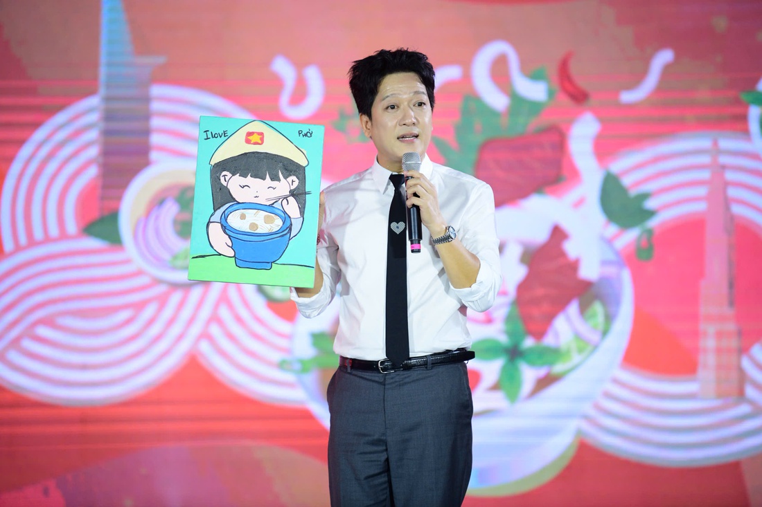 Sau thành công Ngày của Phở: Phở 'đi' đã rất rộng đường - Ảnh 10. ngày của phở - Ảnh 6.