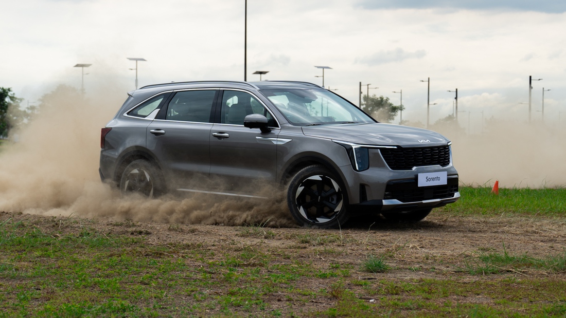 Sedan ngày càng khó bán: Cứ 10 xe ra mắt 2025 thì 6 mẫu là xe gầm cao - Ảnh 38.