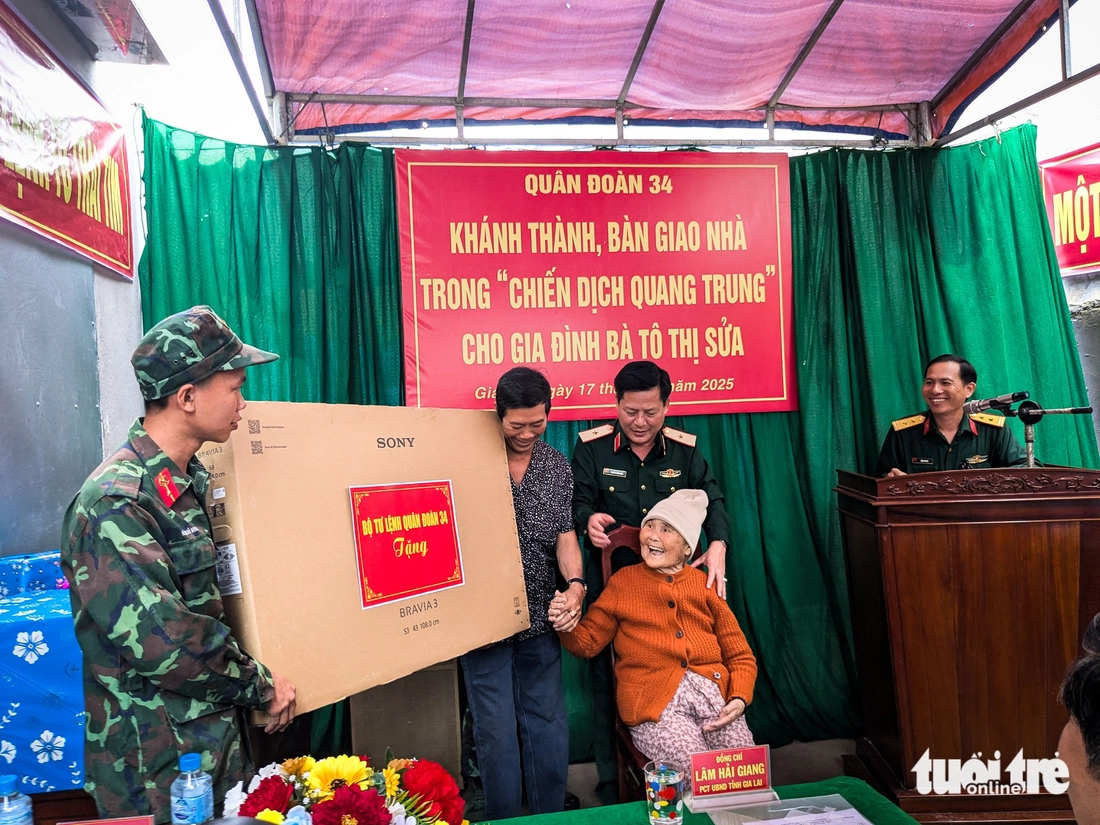 12 ngày thần tốc, làm xong căn nhà đầu tiên trong 'Chiến dịch Quang Trung' - Ảnh 6.