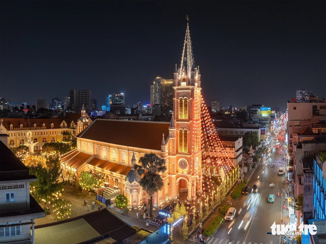 Những địa điểm check-in hot mùa Giáng sinh không thể bỏ qua - Ảnh 3. Giáng sinh - Ảnh 3.