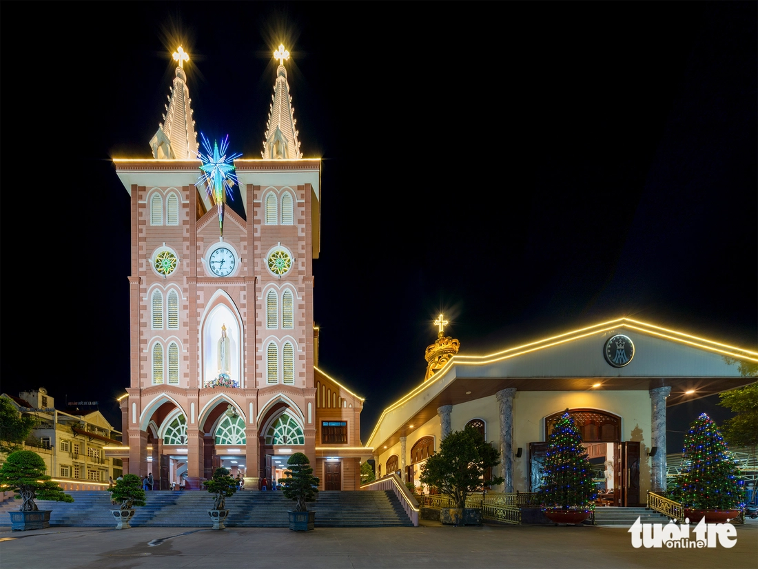 Những địa điểm check-in hot mùa Giáng sinh không thể bỏ qua - Ảnh 8. Giáng sinh - Ảnh 8.