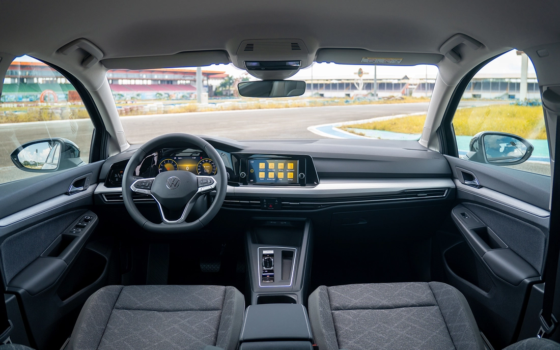 8 ‘xe chơi’ về Việt Nam 2025: Không phải siêu xe nhưng đắt, kén khách nhưng khó làm ngơ- Ảnh 16. Loạt xe chơi về Việt Nam 2025: Đắt, kén khách nhưng không thiếu đại gia sẵn sàng xuống tiền - Ảnh 16.