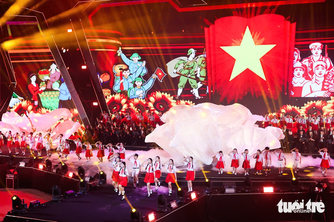 Hòa Minzy - Ảnh 11.